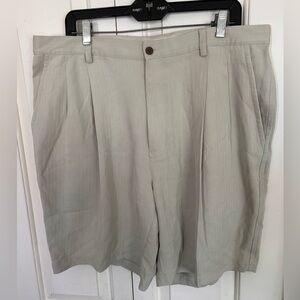 Tommy Bahama 100% Silk Relax Mens Shorts Size 38